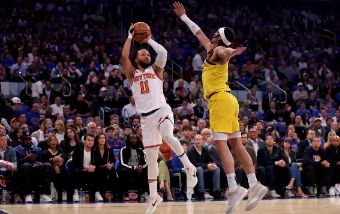 NBA季后赛-布伦森狂轰43分哈利仅6分 尼克斯险胜步行者 拔得头筹