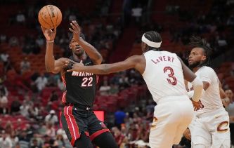 热火7人上双121-84大胜骑士 巴特勒15+6 阿德巴约15+16+5断