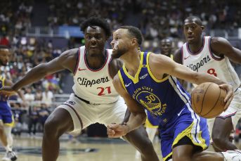 NBA季前赛-勇士91-90险胜快船 库里9分哈登13+8 沃特斯三世送绝杀