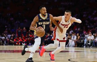 NBA季前赛-锡安13分希罗12+4 巴特勒出战热火罚球绝杀鹈鹕