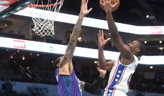 76人110-104黄蜂拒绝逆转 乔治29+8 米勒空砍34分 马克西21分