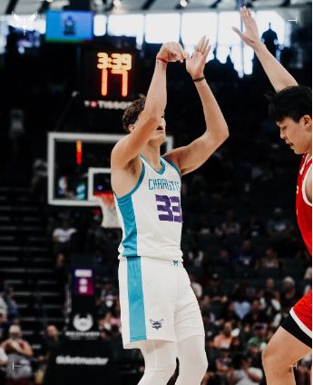 NBA夏季联赛-杨瀚森12分廖三宁7+4 中国负黄蜂夏联两连败