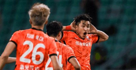 中超-张源世界波绝杀卡尔德克点射 深圳2-1逆转沧州