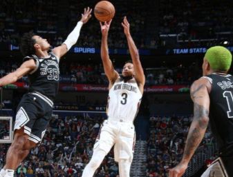 NBA-CJ40+8+9索汉23分 瓦兰16+10鹈鹕126-117轻取马刺