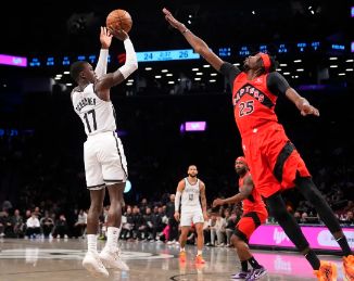 NBA季前赛-崔永熙未出场 C-约翰逊32分 巴恩斯21+6 篮网不敌猛龙