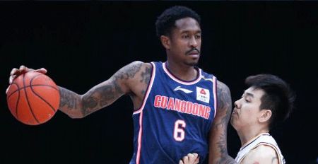 CBA-广东119-117险胜广厦取得6连胜 胡金秋27分拉杜利察27+12+8