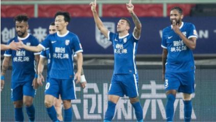 中超-武汉三镇4-1广州城 谢鹏飞2传1射戴维森双响