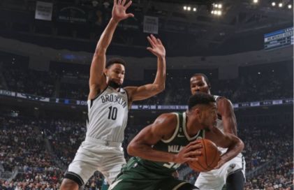 NBA-杜兰特33+6字母哥怒斩43+14 纳什被驱逐 篮网99-110不敌雄鹿