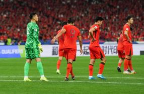 世预赛-中国男足0-2澳大利亚 黄政宇王大雷送礼 塞鸟王钰栋首秀
