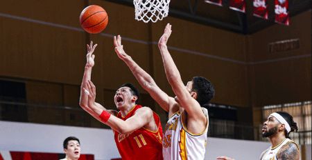 CBA-顾全28分沈梓捷18+13 深圳轻取山西赛季三杀对手