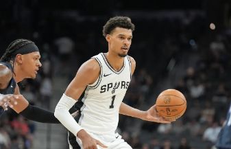 NBA季前赛-马刺107-97力克魔术 文班亚马11+9 班凯罗6分 保罗首秀5分