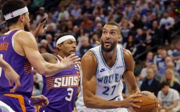 NBA-比尔36分爱德华兹13+6 布克23分 太阳125-106胜森林狼