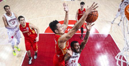 CBA-杨林祎22分布克封盖定胜 广州大逆转失败憾负深圳