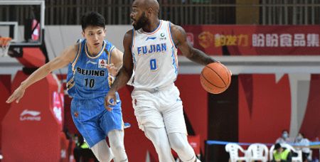 CBA-福建124-91大胜北京终结12连败 高登27+13