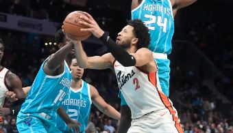 黄蜂加时123-121胜活塞 三球35+9 坎宁安空砍27分 米勒38分