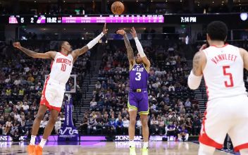 NBA-范乔丹空砍42分难救主萨马尼奇22+6 火箭121-124不敌残阵爵士