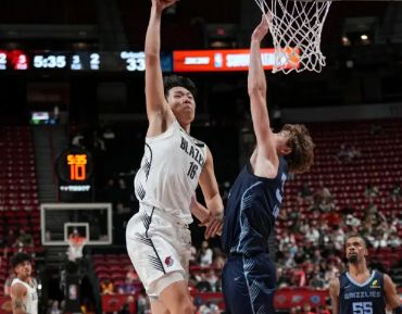夏联-杨瀚森10+5+3 韦尔斯23+7 开拓者86-96不敌灰熊