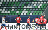 中超-马尔西尼奥奔袭绝杀 重庆0-3落后4-3逆转鲁能
