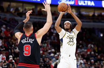 步行者132-123战胜公牛 哈利伯顿23+8 拉文空砍32分