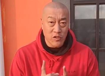 马健：篮网虽然输球 但是他们展现了非常团结的一面