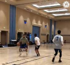 终于开练了！林书豪晒训练视频