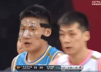 又被杜锋场边diss 胡明轩点个头示意OK了