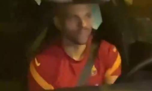 当红炸子鸡？！布莱斯维特赛后被球迷追捧高喊其名