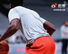 加油！奥拉迪波赛前热身