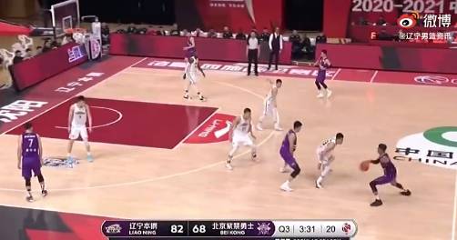 防守出问题 杨鸣对吴昌泽一顿暴风吼叫输出