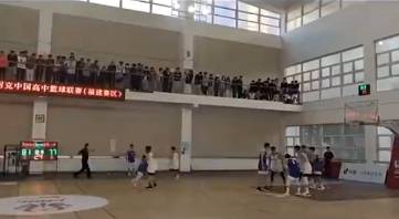 发球果然是世界难题 但这球没走步吗？