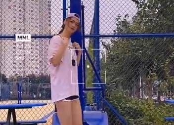 如何？两位妹纸还原彩子和晴子的画面