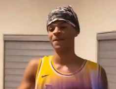 真的吗？奥尼尔的儿子是库兹马的粉丝