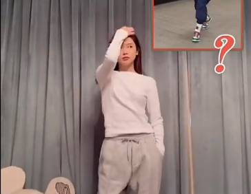 好看不？美娜与老詹同款穿搭
