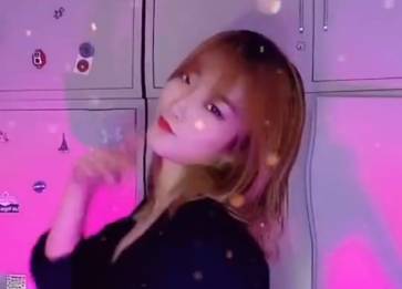 漂亮不？女篮球员李梦的变装秀