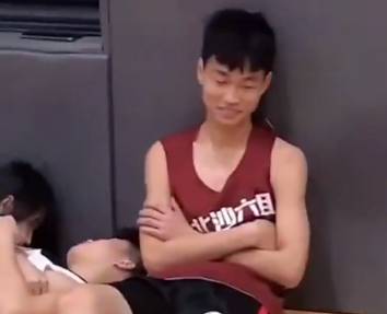哈哈！厉害了！这投篮姿势叫什么来着？