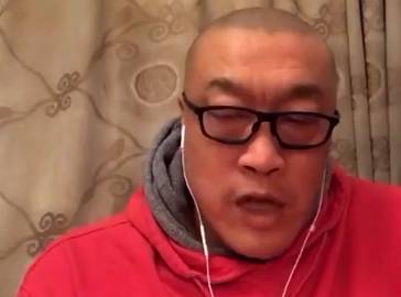 马健：那一年邓肯不是第一PF 所以我说“在那个赛季 谁公认的”